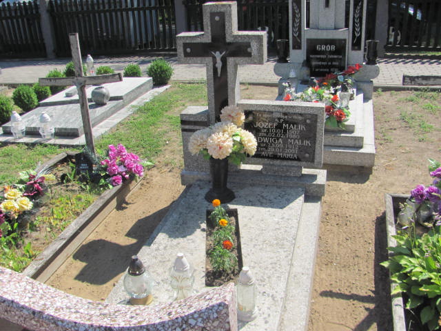 Grób Józef Malik